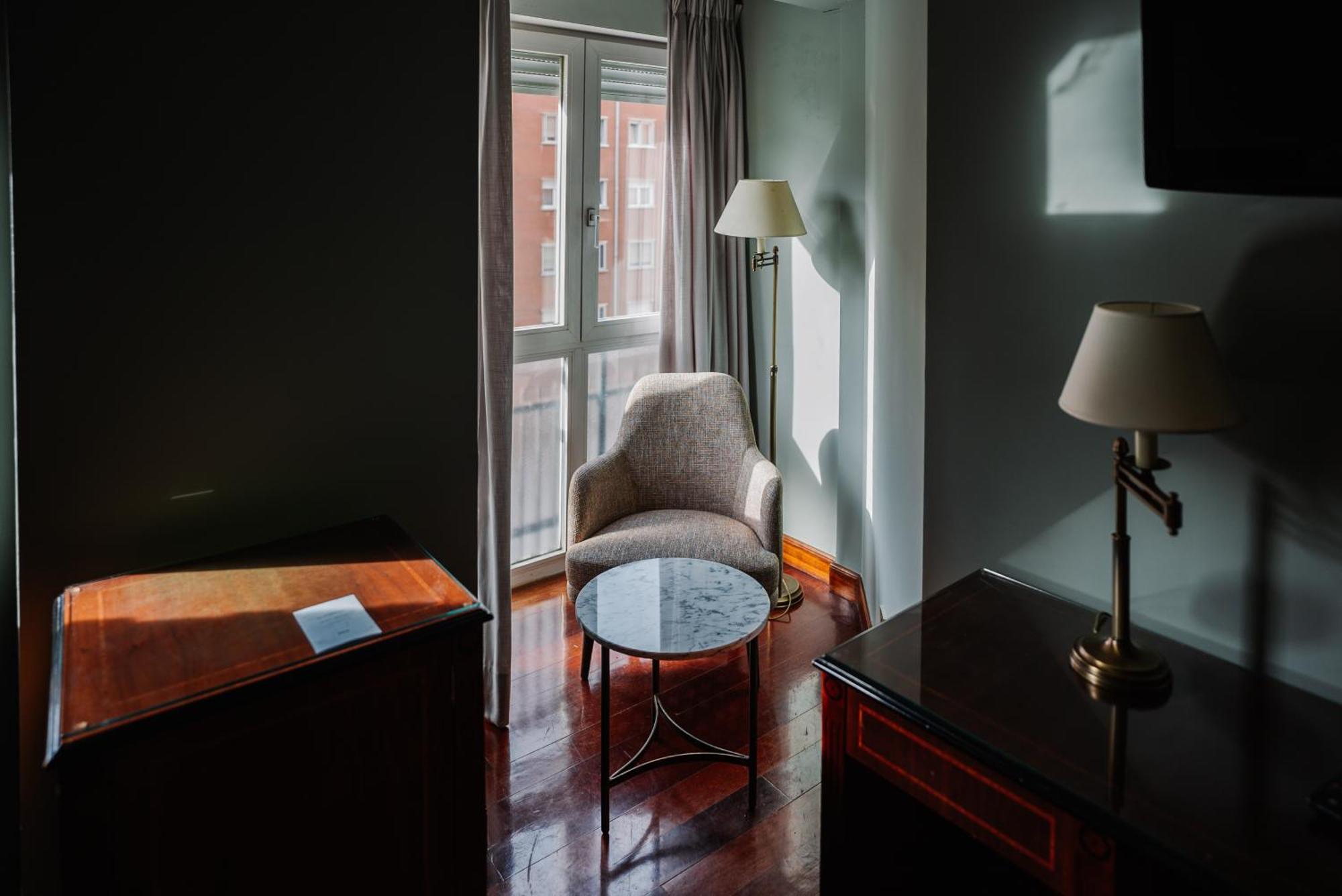 Double Room,1556890510:JPEG